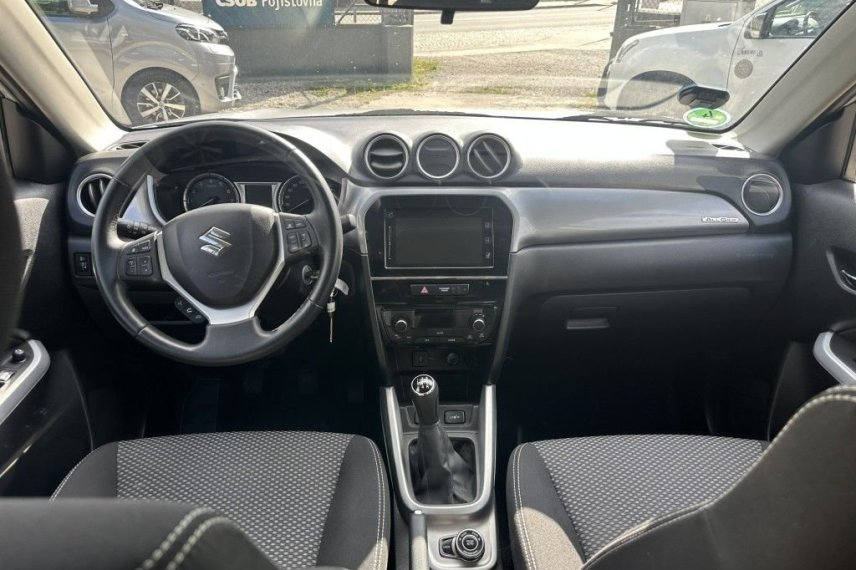 Suzuki Vitara galerie