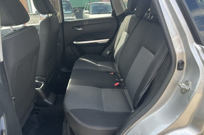 Suzuki Vitara galerie