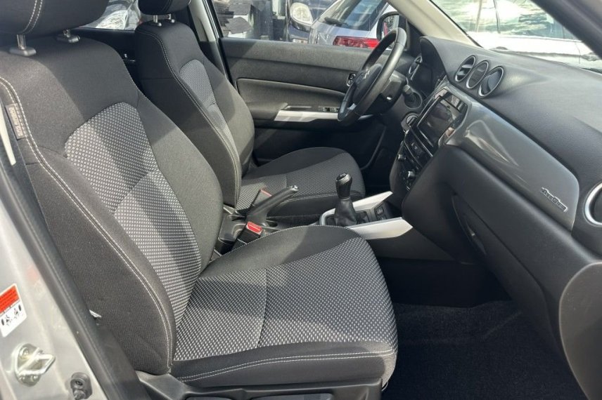 Suzuki Vitara galerie