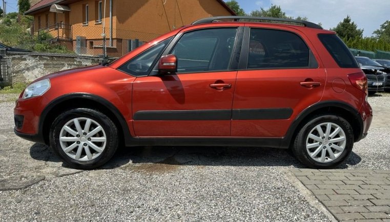 Suzuki SX4