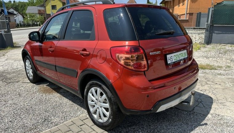 Suzuki SX4