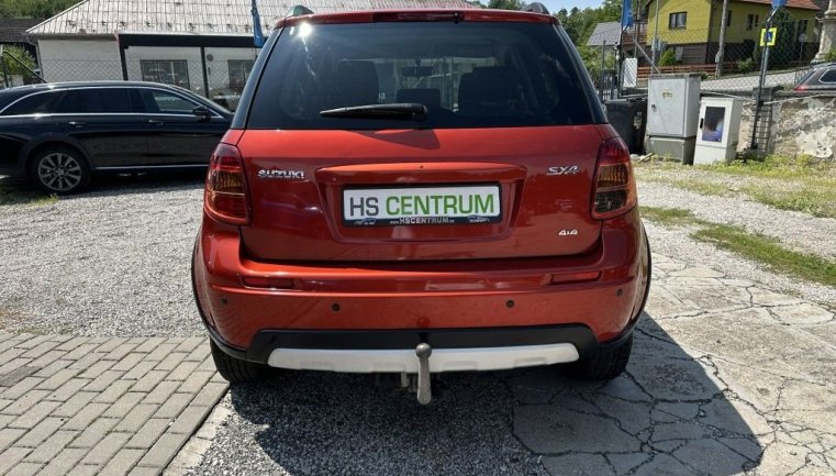 Suzuki SX4