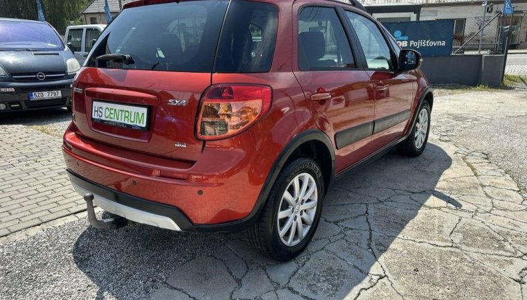 Suzuki SX4
