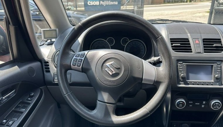 Suzuki SX4