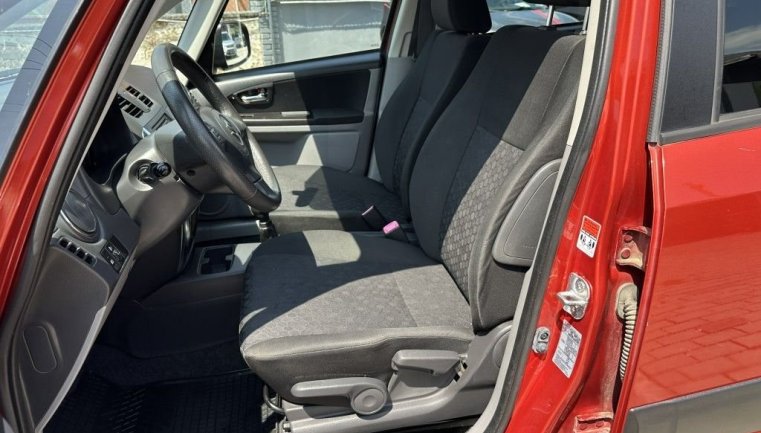 Suzuki SX4