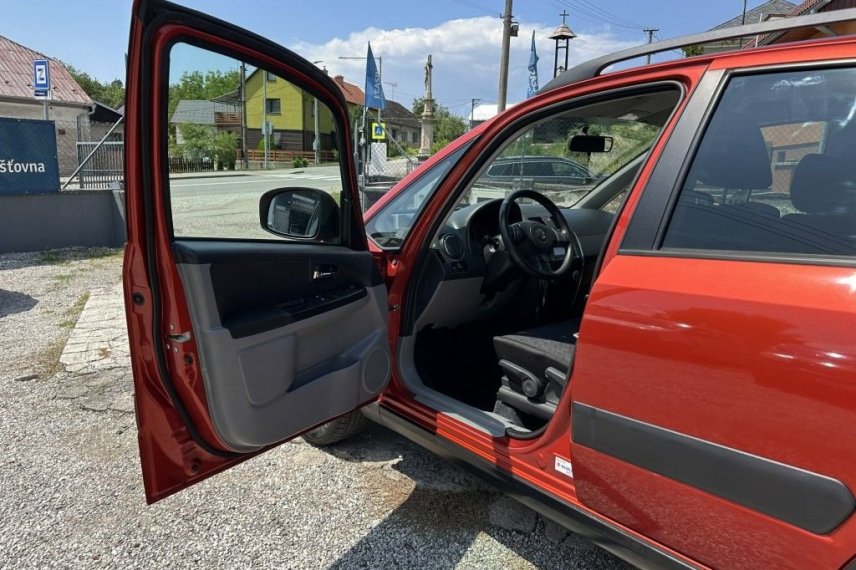 Suzuki SX4 galerie