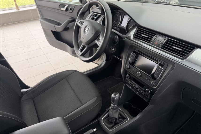 Škoda Rapid galerie
