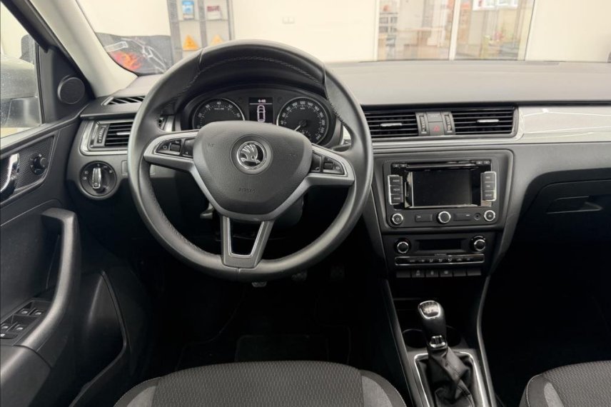 Škoda Rapid galerie
