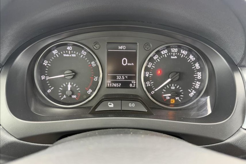Škoda Rapid galerie