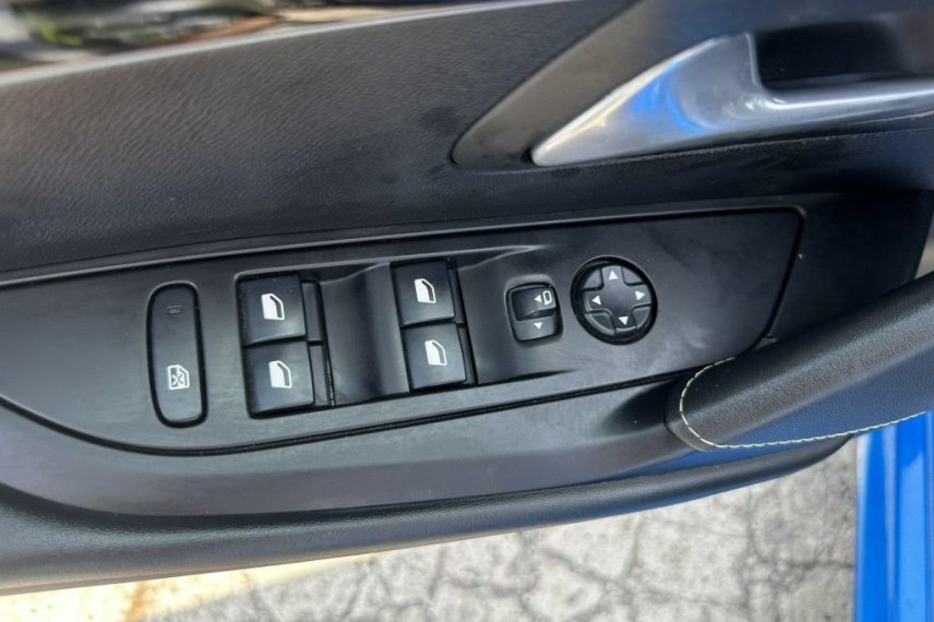 Peugeot 208 galerie