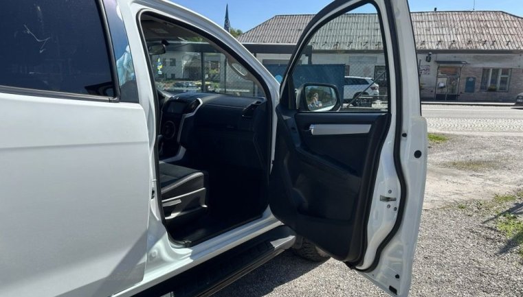 Isuzu Ostatní