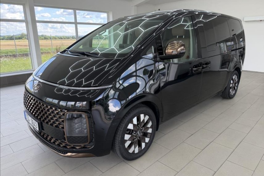 Hyundai Staria galerie