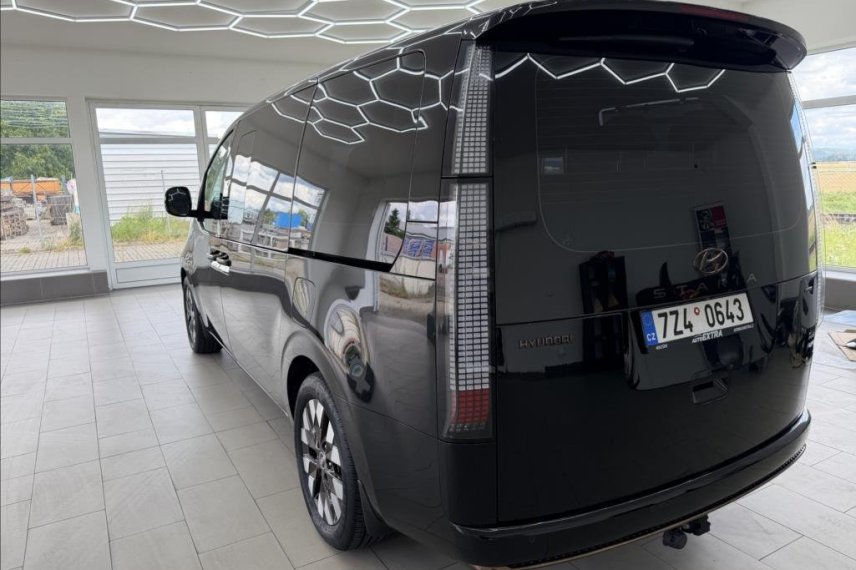 Hyundai Staria galerie