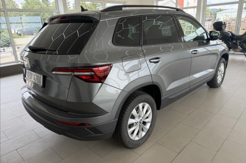 Škoda Karoq galerie