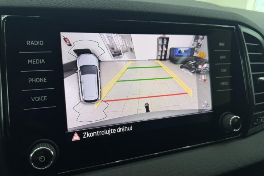 Škoda Karoq galerie