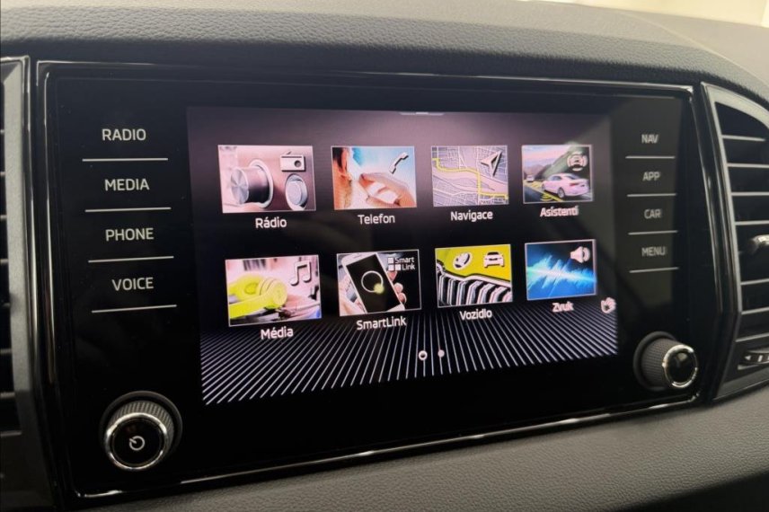 Škoda Karoq galerie