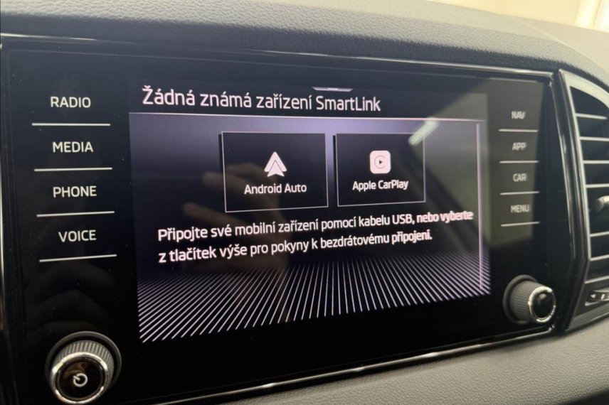 Škoda Karoq galerie