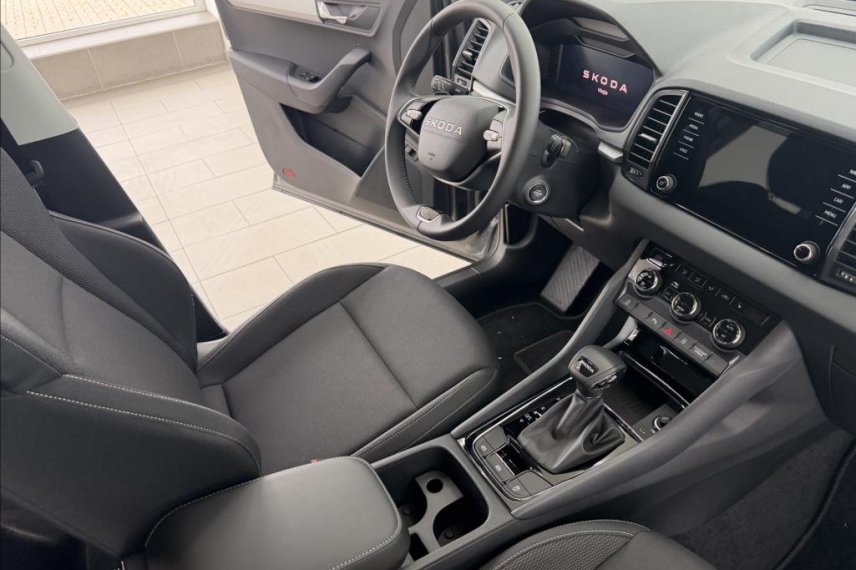 Škoda Karoq galerie