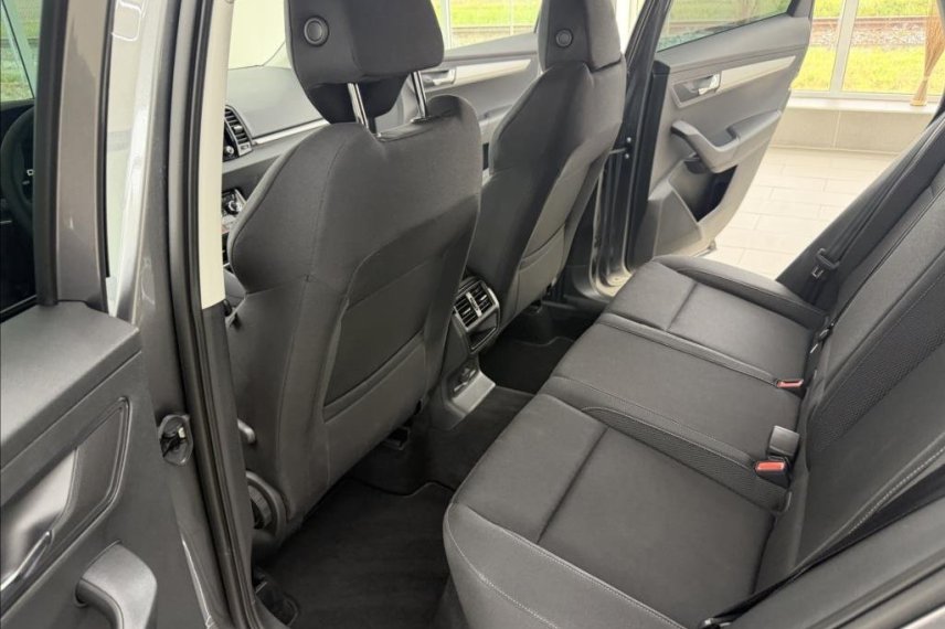 Škoda Karoq galerie