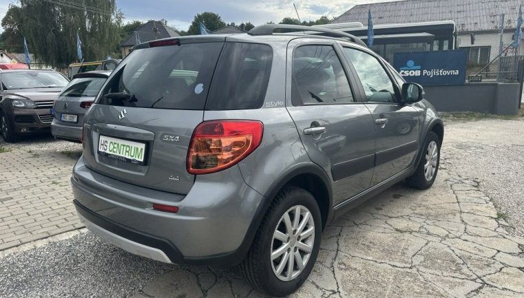 Suzuki SX4