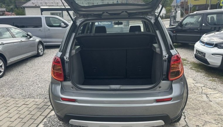 Suzuki SX4