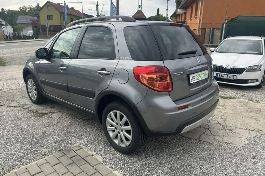 Suzuki SX4 galerie