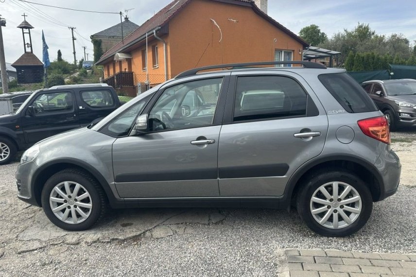Suzuki SX4 galerie