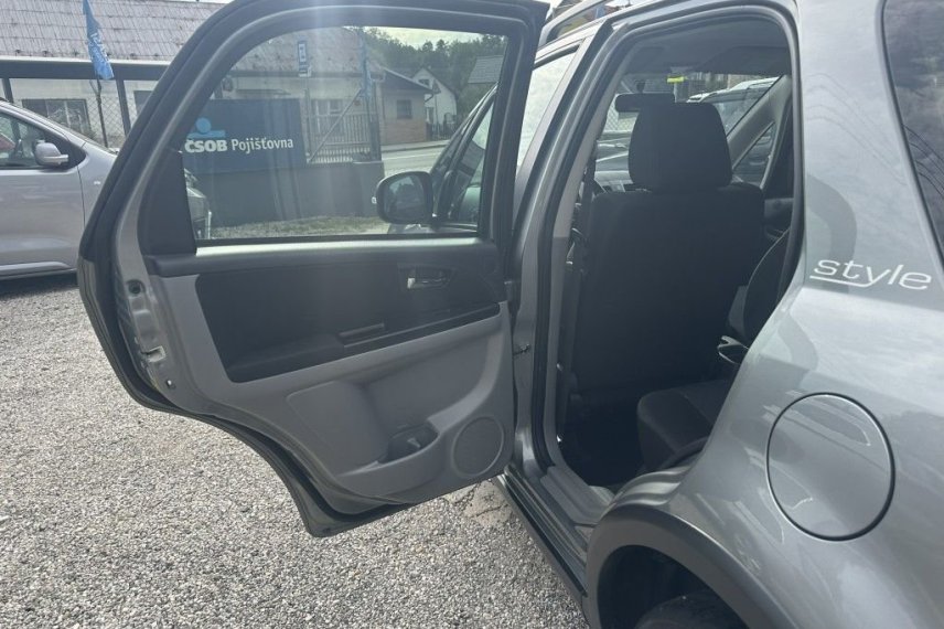 Suzuki SX4 galerie