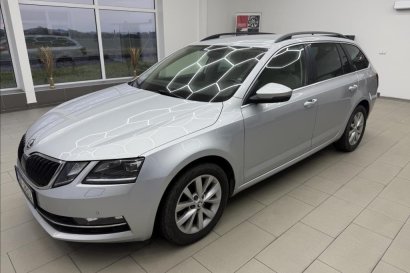 Škoda Octavia 1,6 TDi,Navi,digiklima,vyhř.sedadla