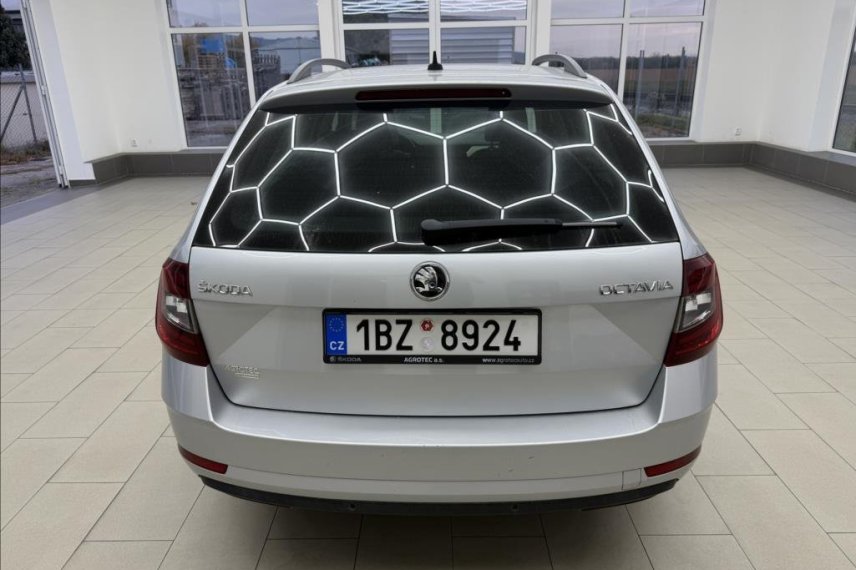 Škoda Octavia galerie