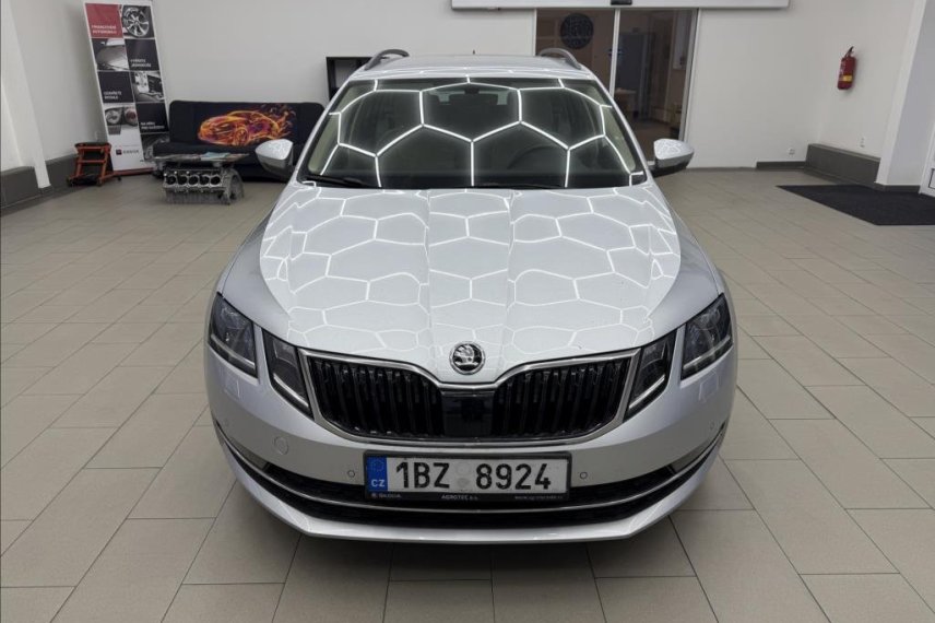 Škoda Octavia galerie