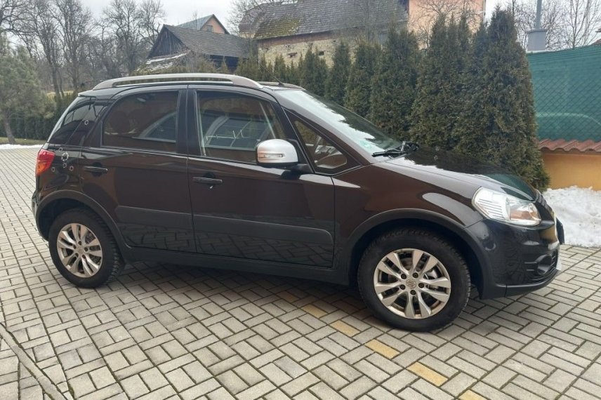 Suzuki SX4 galerie