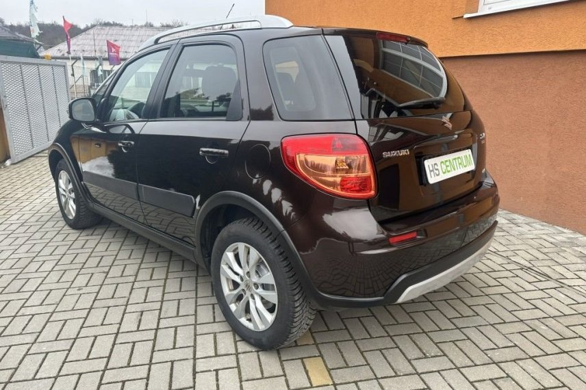 Suzuki SX4 galerie