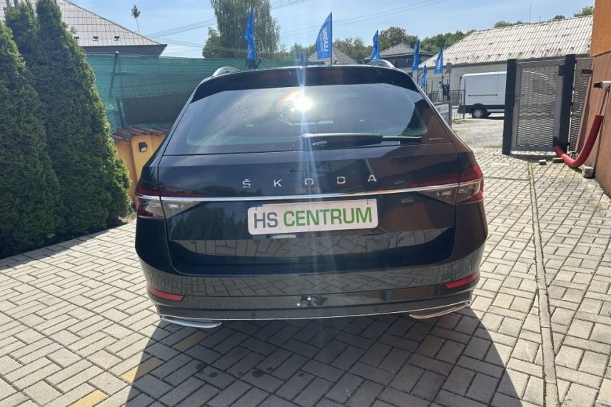 Škoda Superb galerie