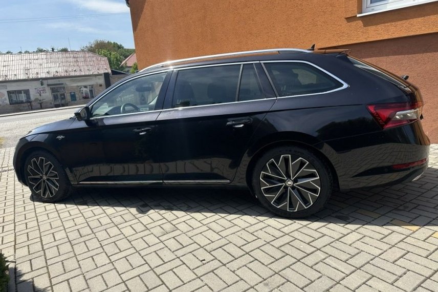 Škoda Superb galerie