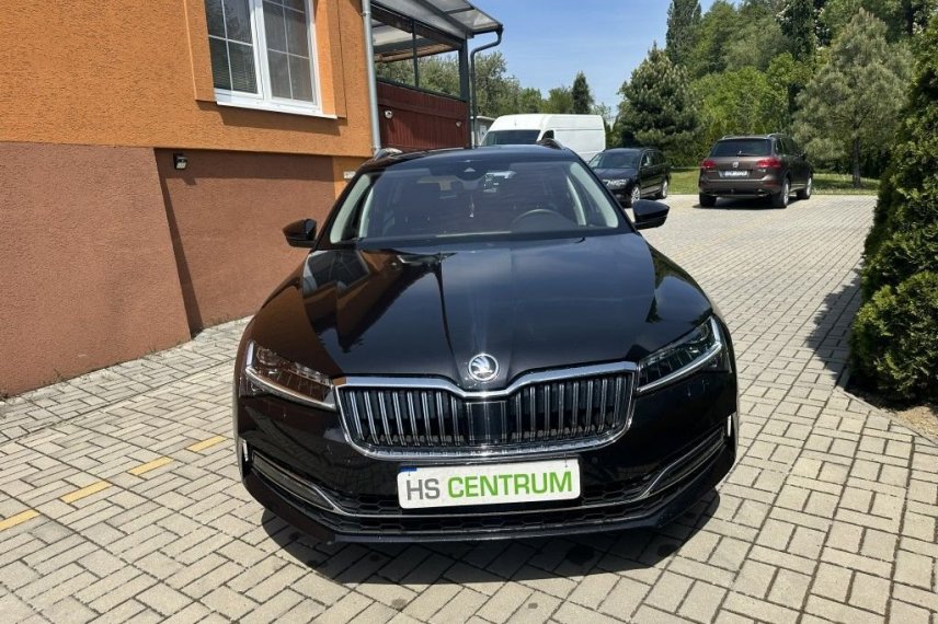 Škoda Superb galerie
