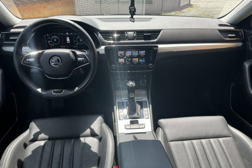 Škoda Superb galerie