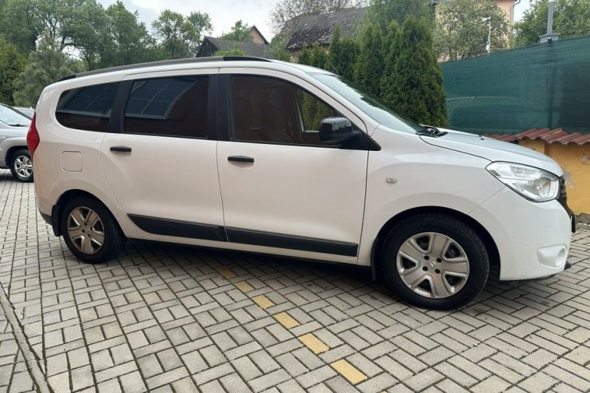 Dacia Lodgy galerie