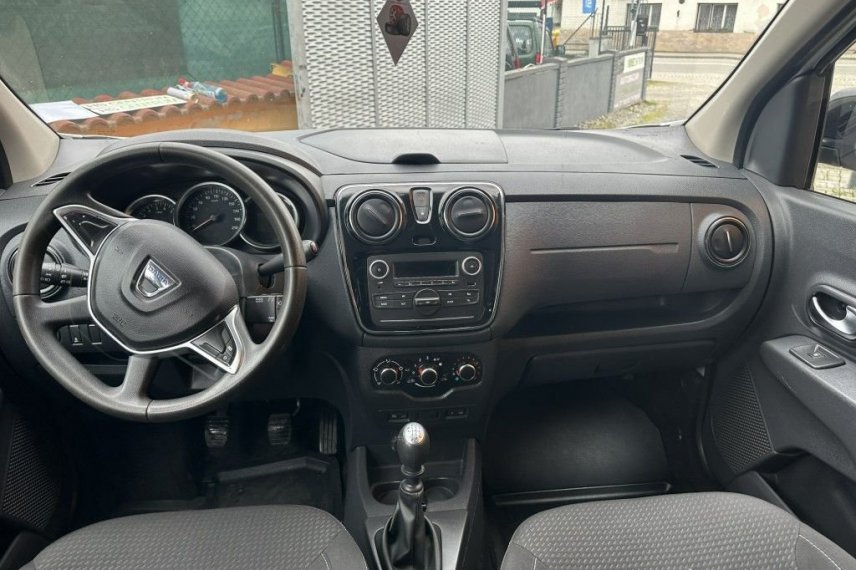 Dacia Lodgy galerie