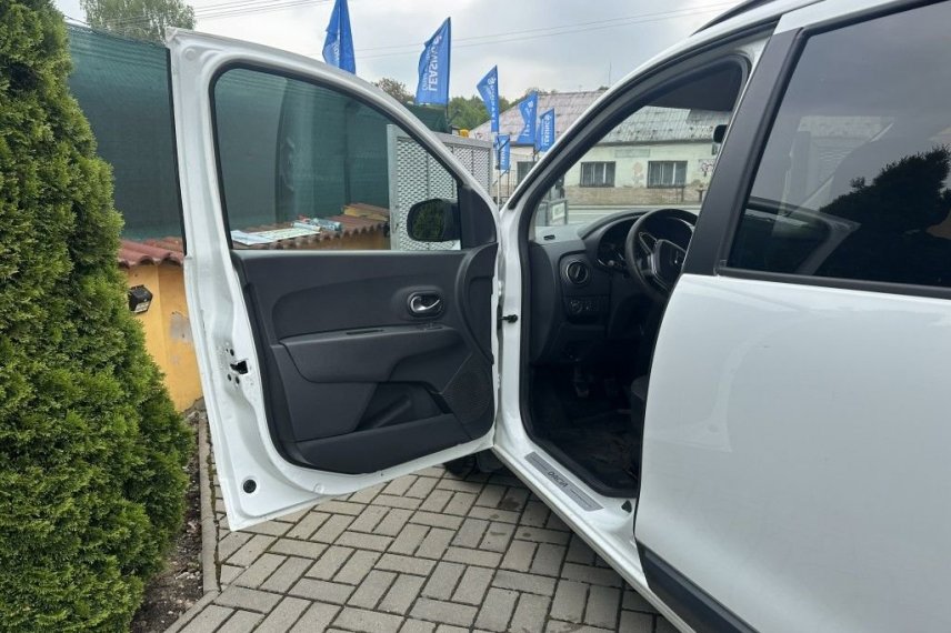 Dacia Lodgy galerie