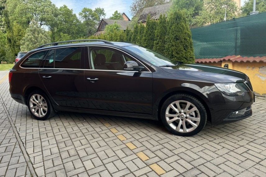 Škoda Superb galerie