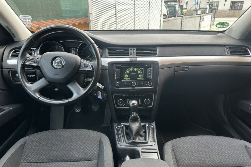 Škoda Superb galerie