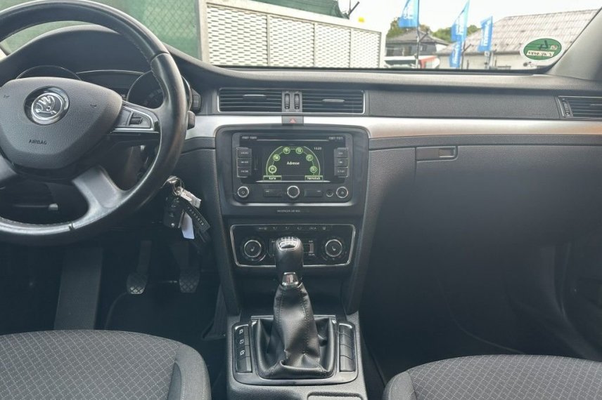 Škoda Superb galerie