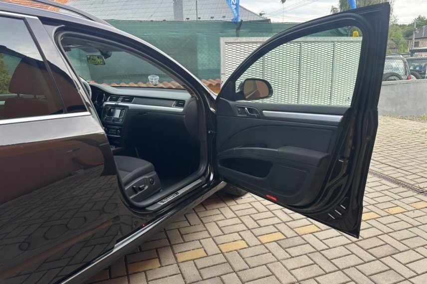 Škoda Superb galerie