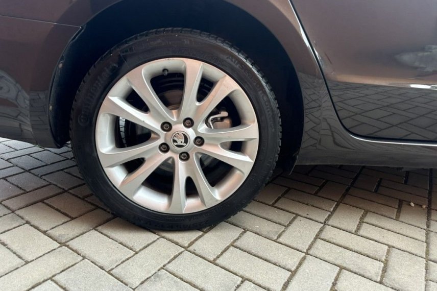 Škoda Superb galerie