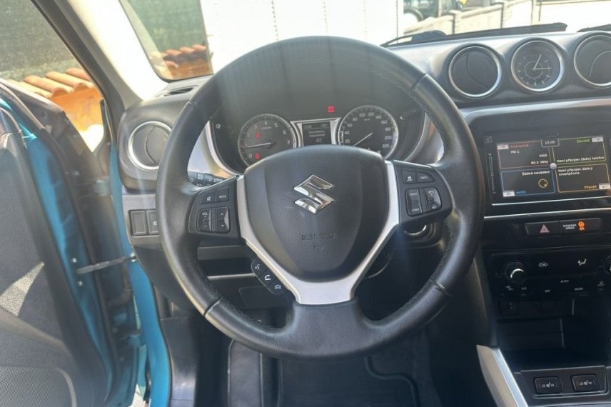 Suzuki Vitara galerie