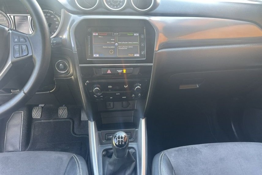 Suzuki Vitara galerie