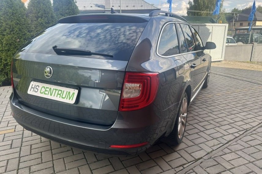 Škoda Superb galerie