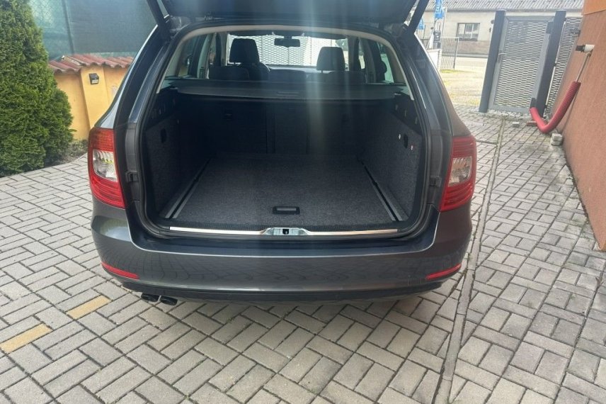 Škoda Superb galerie