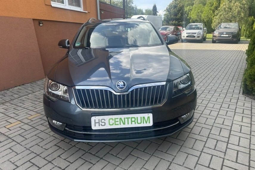 Škoda Superb galerie